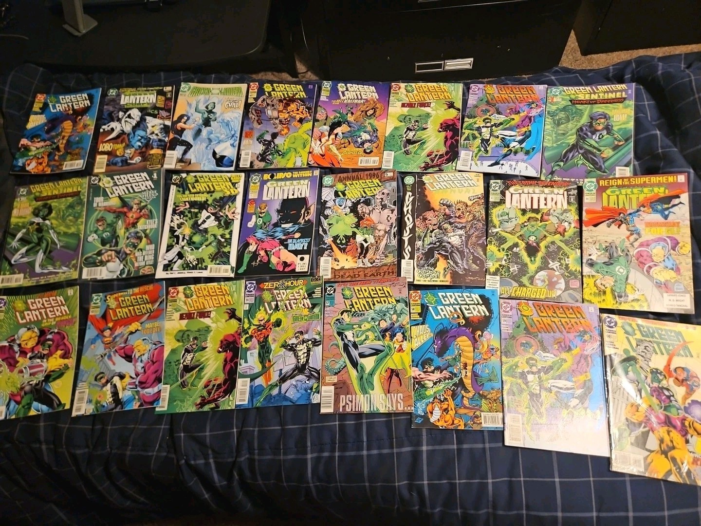 Lot Of 59 Kyle Rayner 90s Green Lantern + Extra