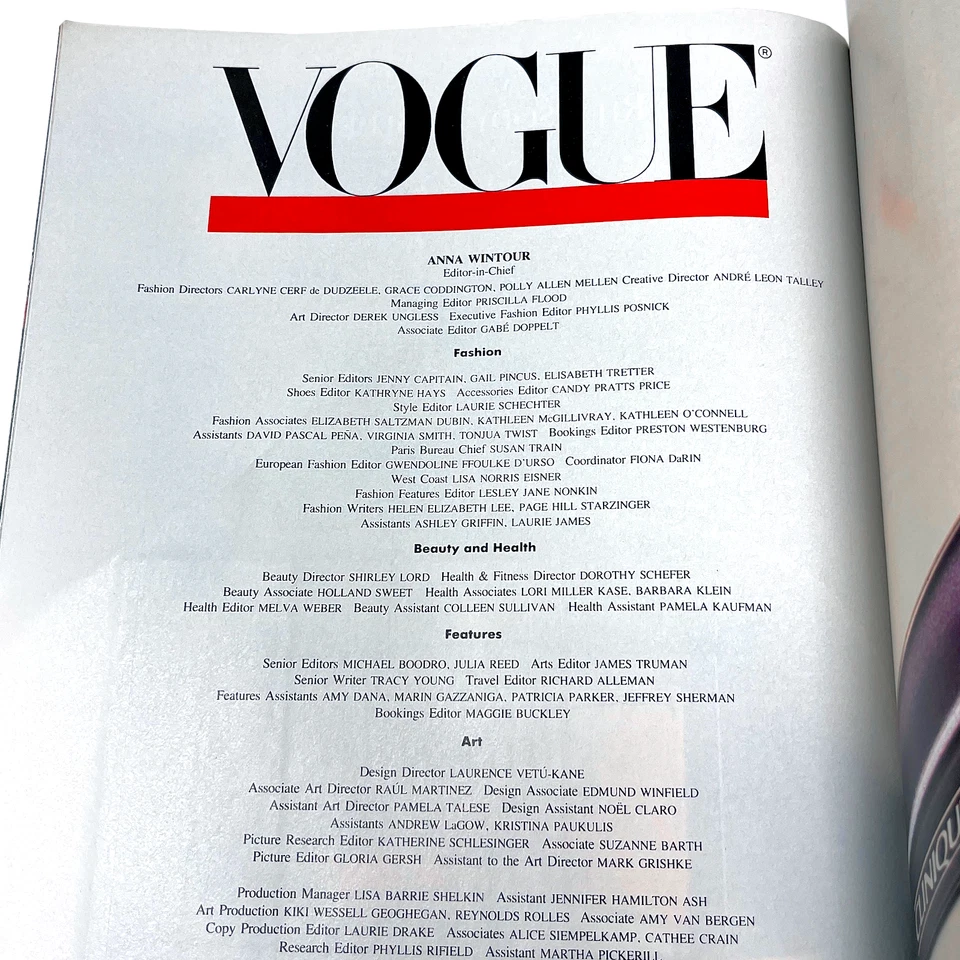 Vogue December 1988 Anna Wintour First Winter Magazine Issue Linda Evangelista - Image 3 of 4