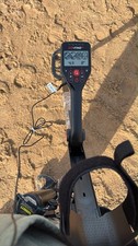 Minelab Go-Find 66 Metal Detector in box with trowel and 2 skins/earphones.