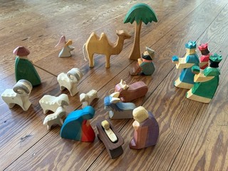 Ostheimer Krippenfiguren Set 18 Figuren Christkind Joseph Maria Hirte Tiere