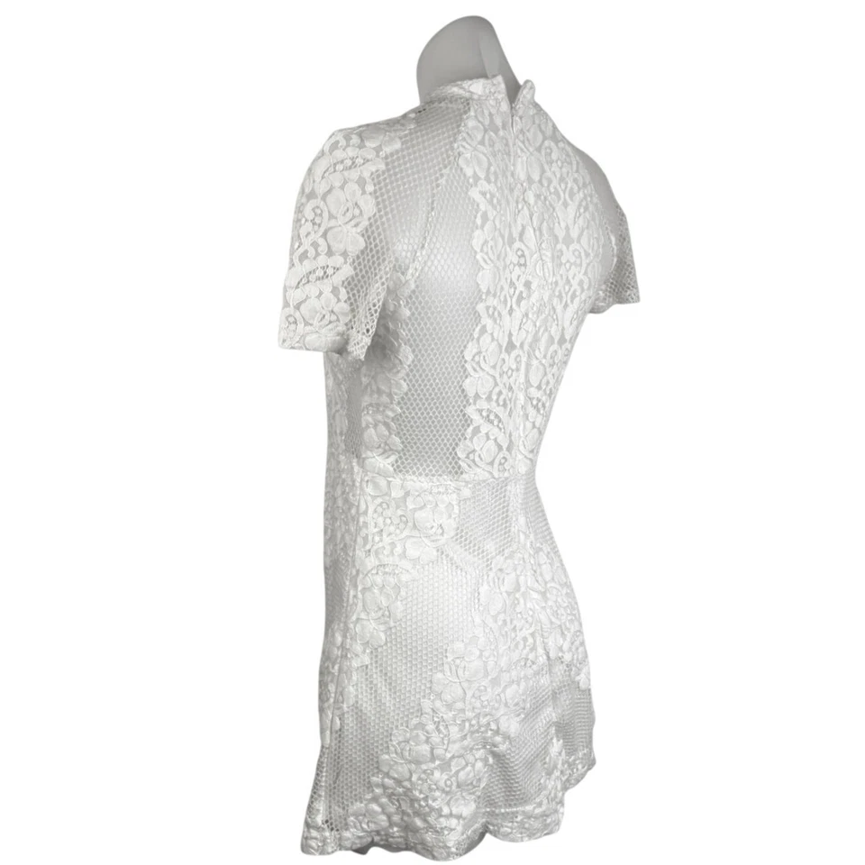 Glamoroso Vestido Blanco Encaje Cuello Simulado Manga Corta Transparente Mini Línea A Talla M Foto 2 de 4