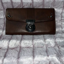 HAYDEN HARNETT BROWN CLUTCH WALLET RN#137646