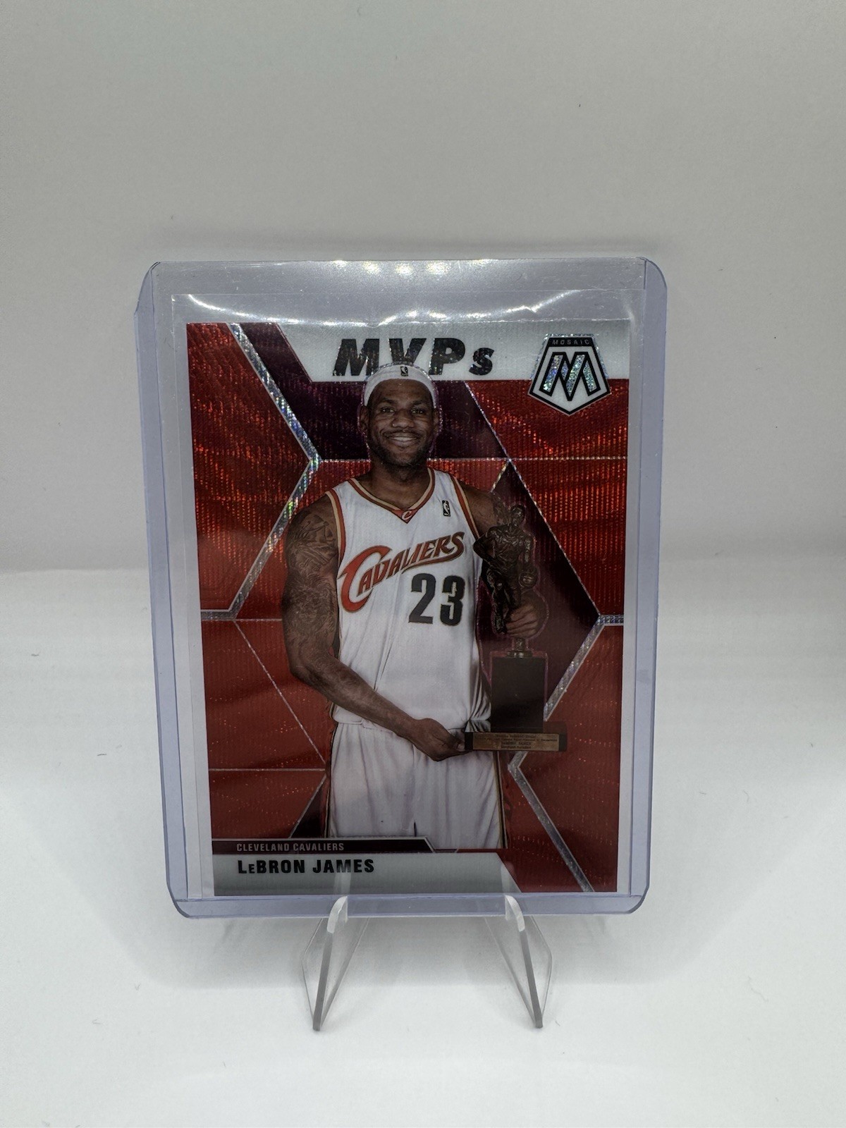 🔥2019-20 Panini Mosaic Mosaic Red Wave #298 LeBron James MVP Cavs 🔥