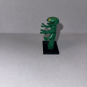 Lego Frenzy Space Police III 5971 Green Alien Villian Mini Figure