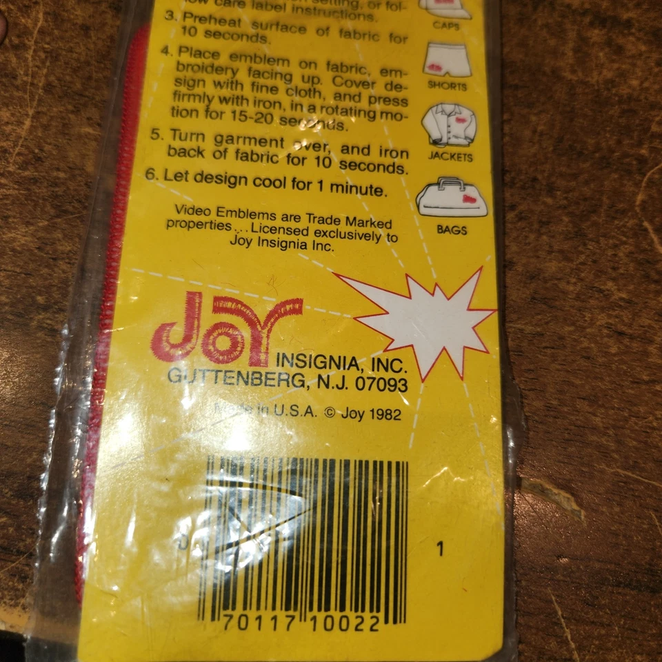 NEW NOS Vintage 1981 MIDWAY PAC-MAN Embroidered Patch in Original Package - Image 3 of 3