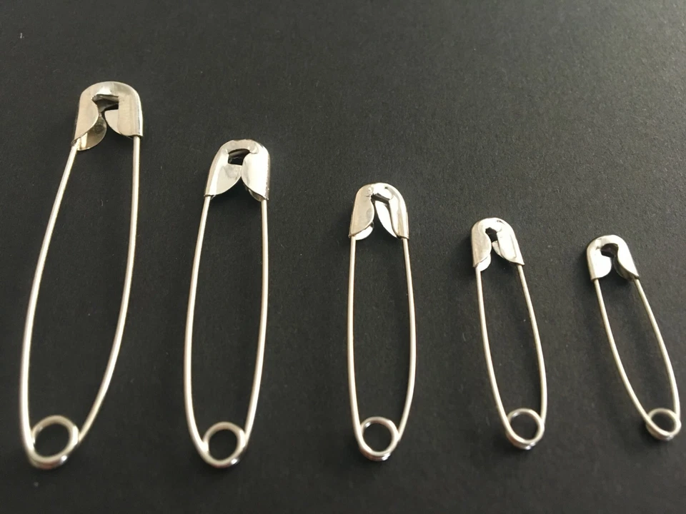 Große  + Kleine Sicherheitsnadeln Silber Blank  Metall Anstecknadeln zum Basteln - Bild 2 von 3