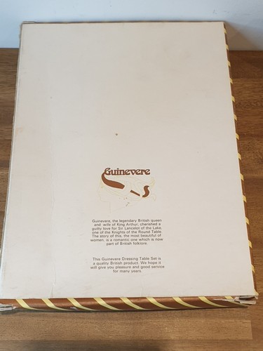 Vintage Guinevere Vanity Brush & Mirror Set in original box unused - Picture 4 of 8