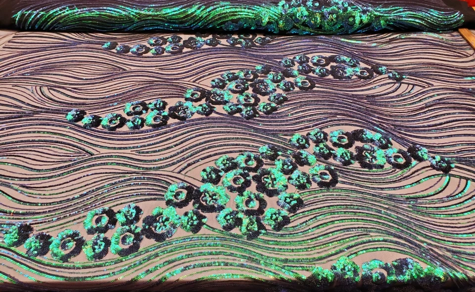 Tela de lentejuelas de graduación de malla bordada floral verde iridiscente "Ondulada de lujo"  Foto 4 de 4