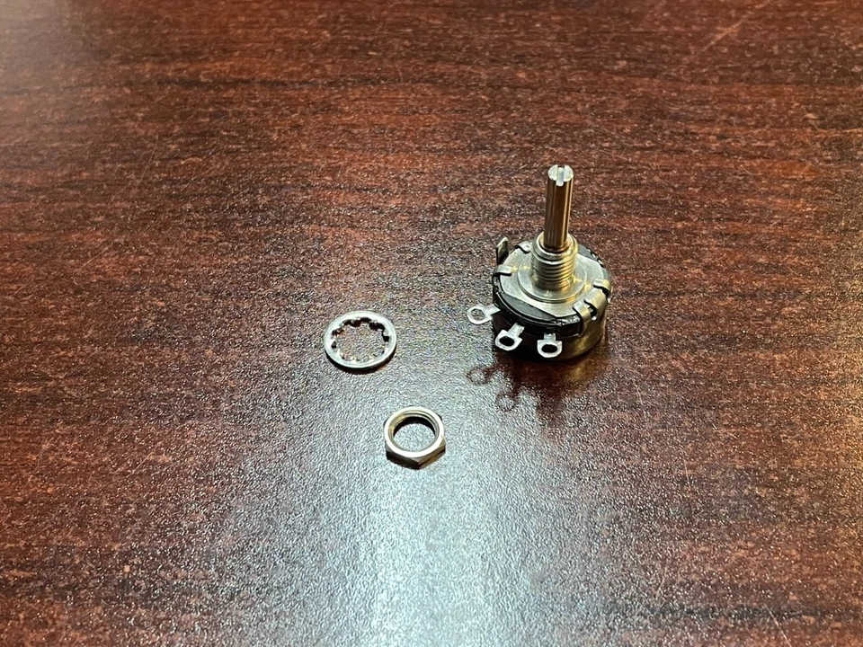 Clarostat 381N100K 100k Ohm 1 Gang 1W Linear Taper Potentiometer - Image 2 of 3