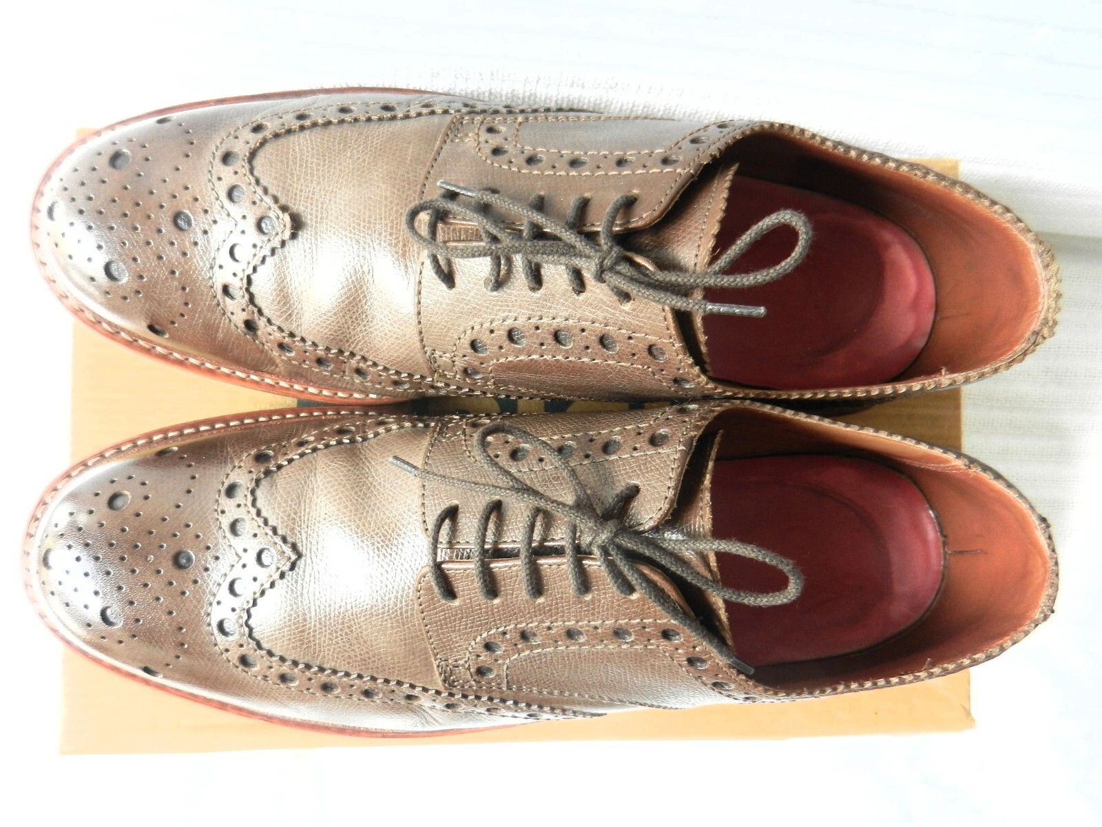 SAOLA Grenson Archie Derby Brown Brogue Heavy Country Commando suola in gomma UK 10G di larghezza