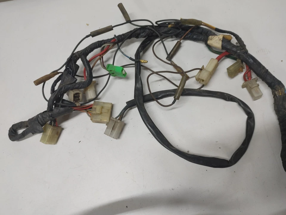 Arnés de cables del motor principal Yamaha FJ1100 1984 47M-82590-51-00 Foto 2 de 4