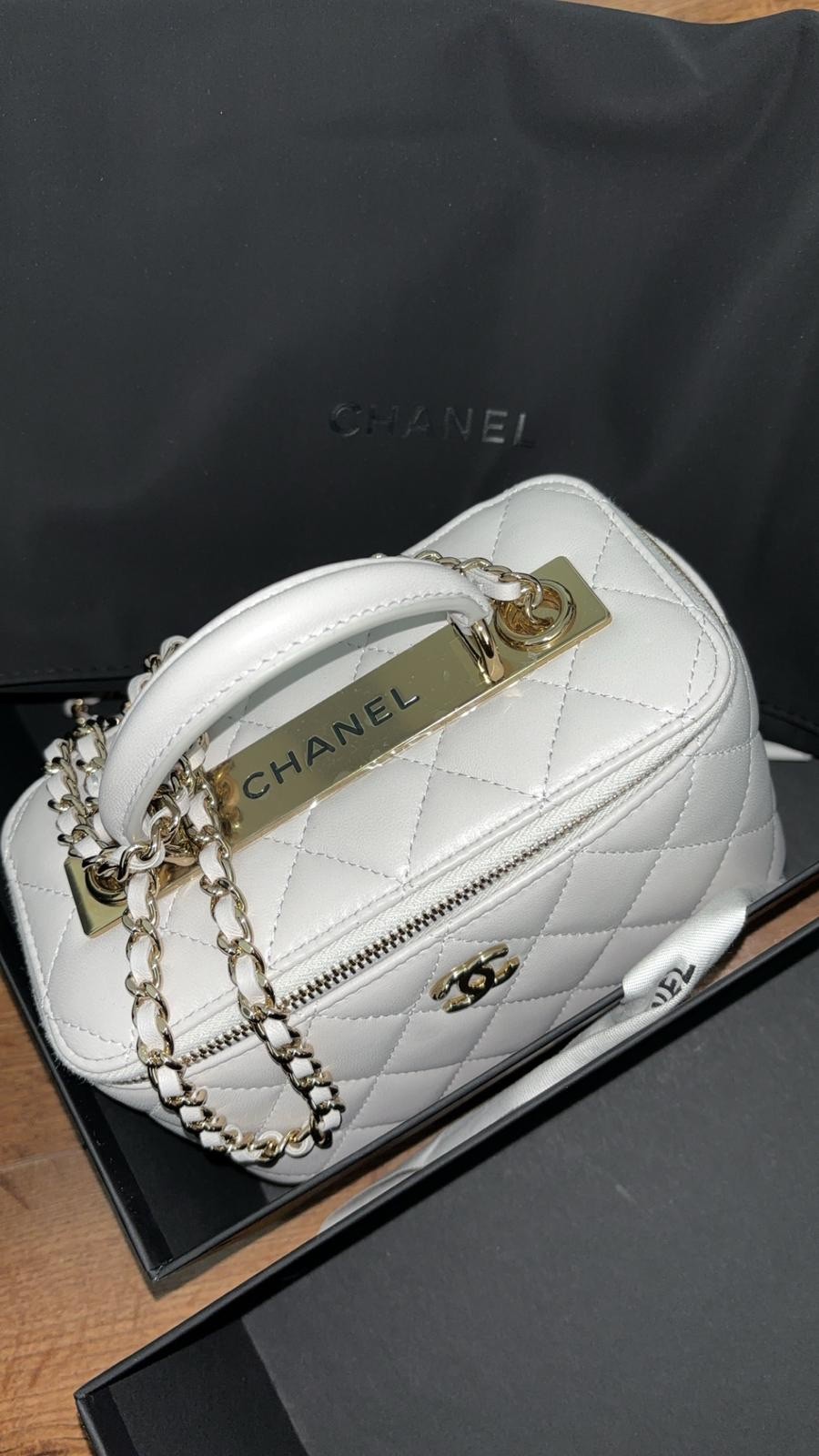 Chanel Vanity Case – Lambskin