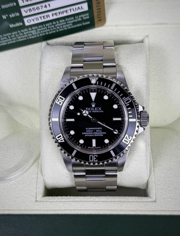 Rolex Submariner | 14060M | V Serial Full Collectors Set | 4 Liner | 2010 - Image 3 of 4