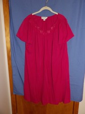 Vintage Miss Elaine Night Gown Nylon Cropped Sleeve Plus Sz 1X VGC