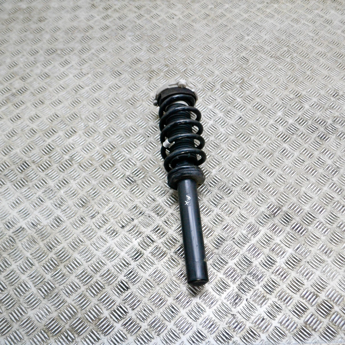 Volvo XC60 MK2 2.0 T5 AWD Shock Absorber Front Left 31476452 