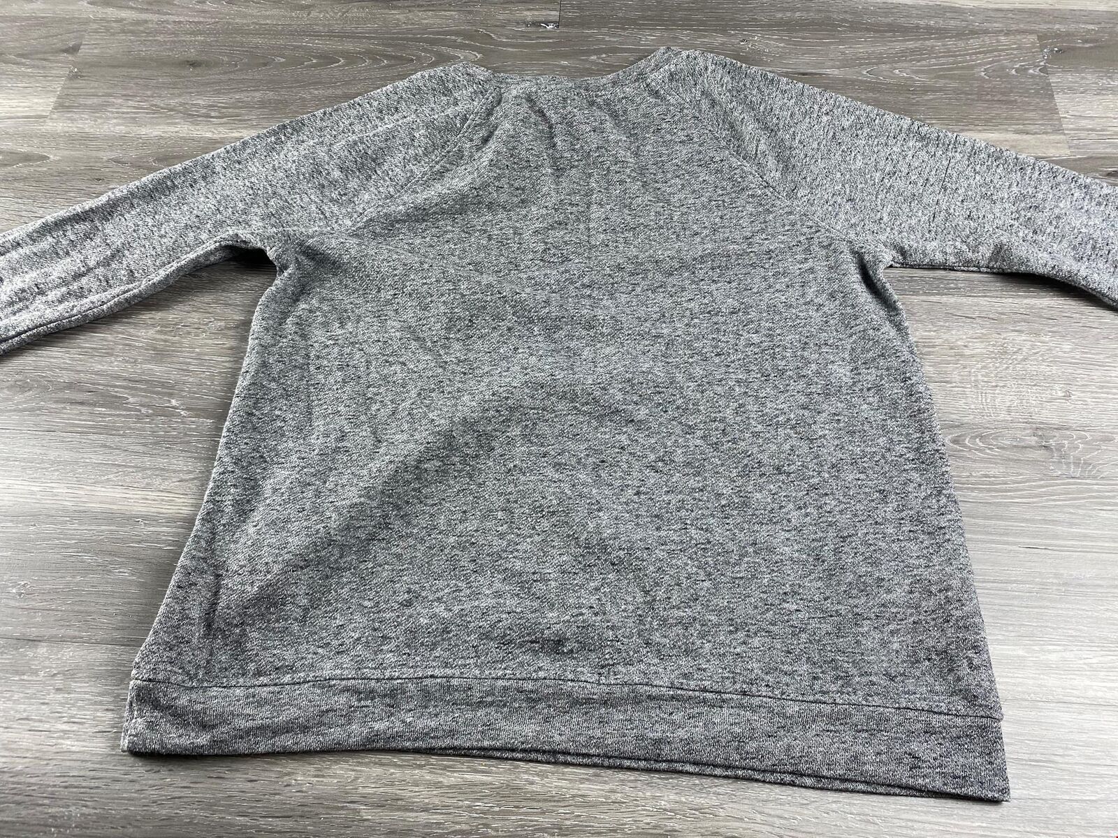 FOREVER 21 Round Neck Pullover Gray Sweatshirt Wo… - image 4