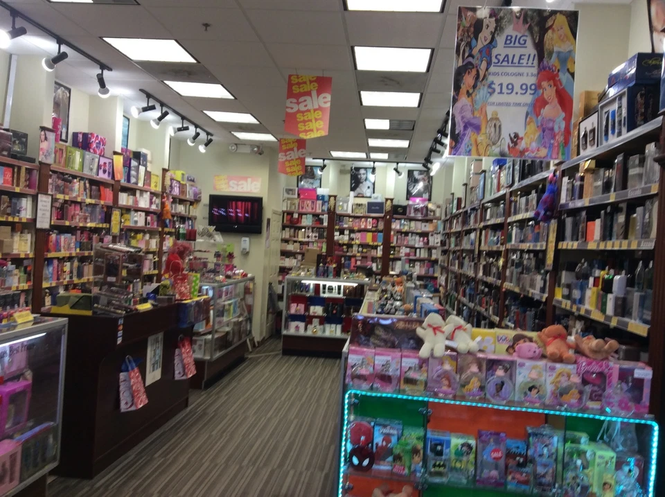 Ed Hardy by Christian Audigier for Men 3.3 3.4 oz.EDT Gift Set - Image 2 of 3