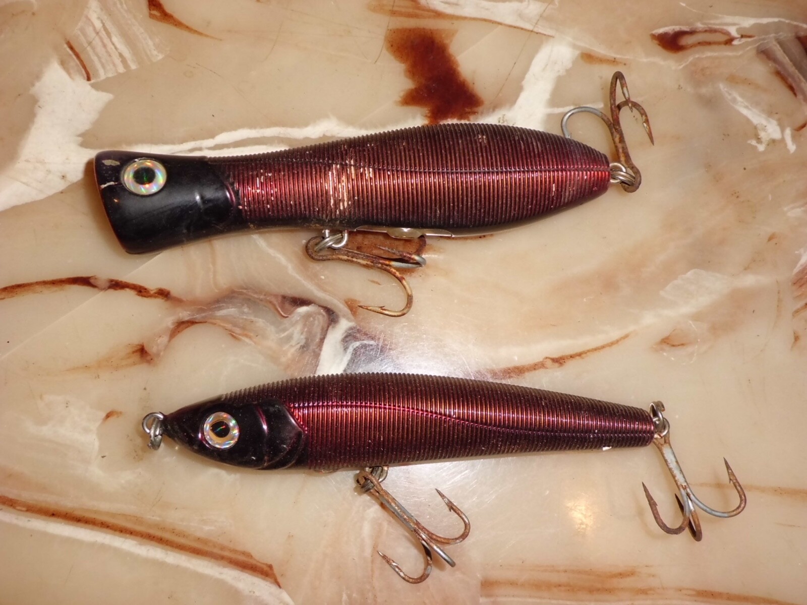 2- Yo-Zuri Rattlin 6" & 5-1/2" Crankbait Plugs w/ 4 Treble Hooks - Image 2