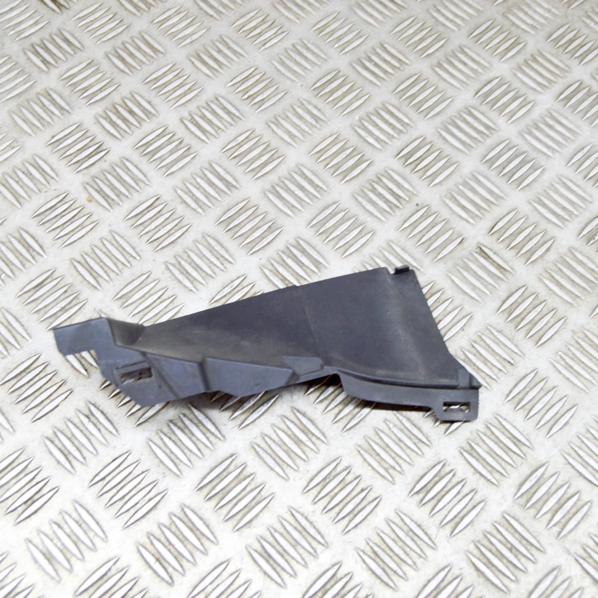 MERCEDES-BENZ GLE W167 350D Front Left Brake Air Duct Cover 