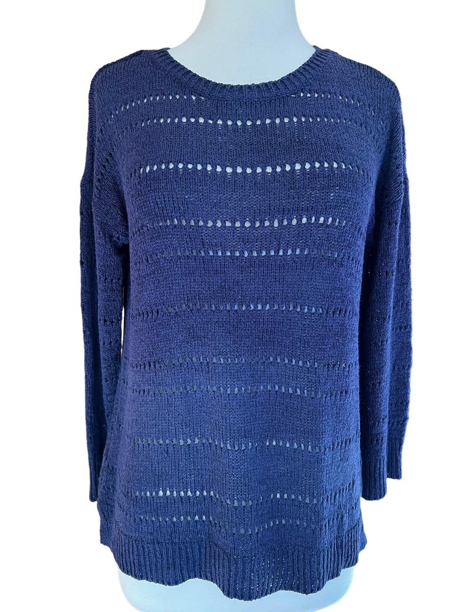 Navy blue top knit sweater