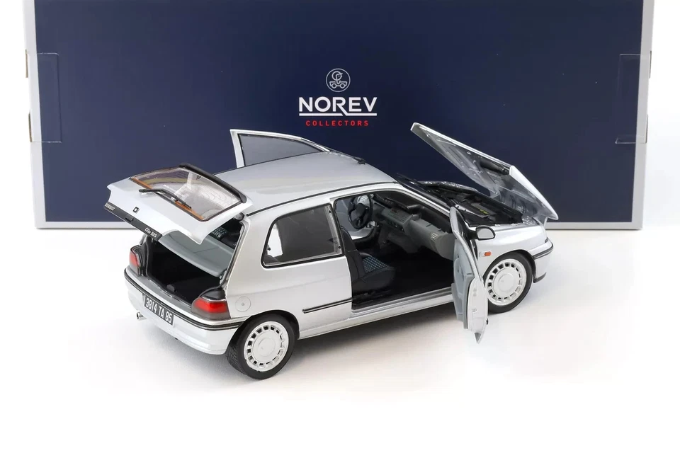 Renault Clio 16S 16V 1800cc 1992 Iceberg Grey Norev 185256 Die Cast 1/18 - Immagine 4 di 4
