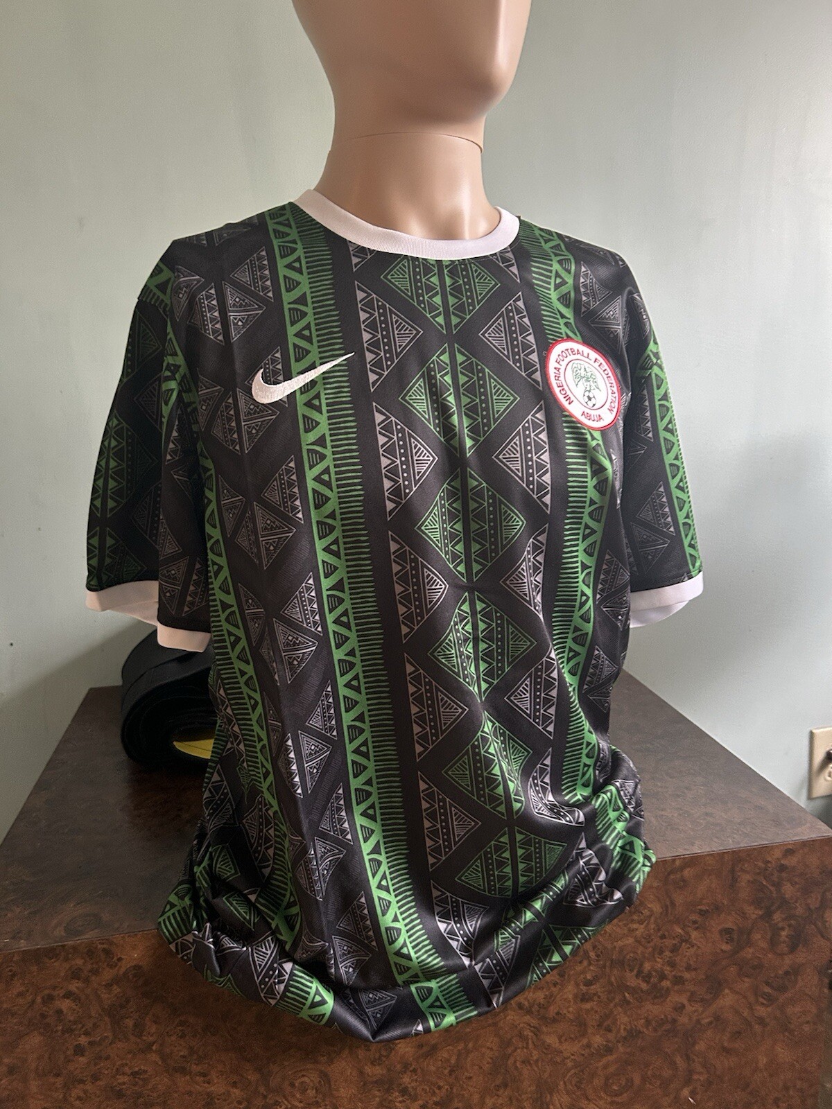 S L1600 Nigeria soccer plain training jersey adult size xl
