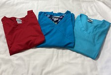 Scrub Star Top Set of 3 Size M Pockets Stretch Sides V-neck Colorful Comfort