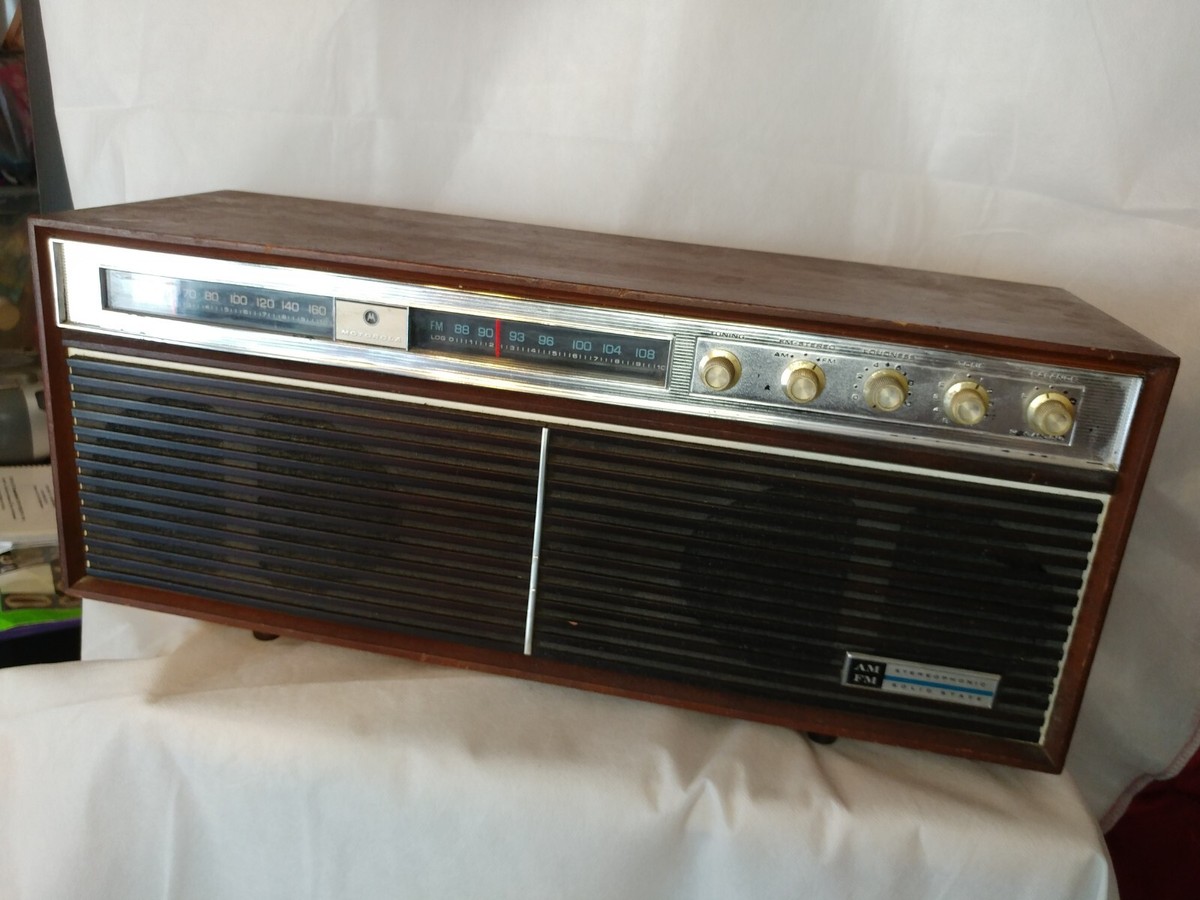 Vintage MOTOROLA AM/FM STEREOPHONIC SOLID STATE MODEL TT22CW | eBay