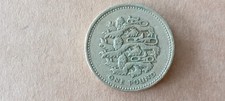 1997 QEll One Pound £1 Three Lions Passant Guardant Old Style Round Coin