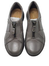 Clarks Magnolia Zip Women's Comfort Shoes
