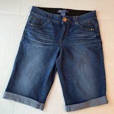 Democracy "Ab"solution denim Bermuda shorts Dark Wash Size 8 Cuffed Strech