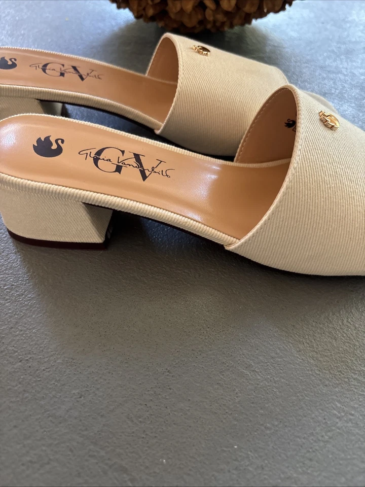 Gloria Vanderbilt Gracie color neutral denim slip on sandals size 8.5 - Image 4 of 4