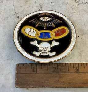 Odd Fellows Radiator Badge IOOF Emblem FLT F25