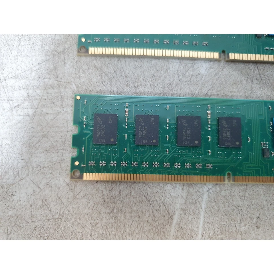 Lot 2 Crucial CT51264BD160BJ.C8FPD Desktop Memory 4GB DDR3L 1600MHz PC3L-12800 - Image 2 of 4