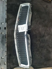 Grille Black Mesh Grille Upper 09-12 Chevrolet Traverse 15943196