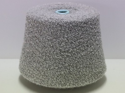 A14 (60 /kg) 1200g SOFT MOHAIR MOUSSE EFFEKT-MERINO POLAR-GRAU-SCHWARZ (3) Zwirn