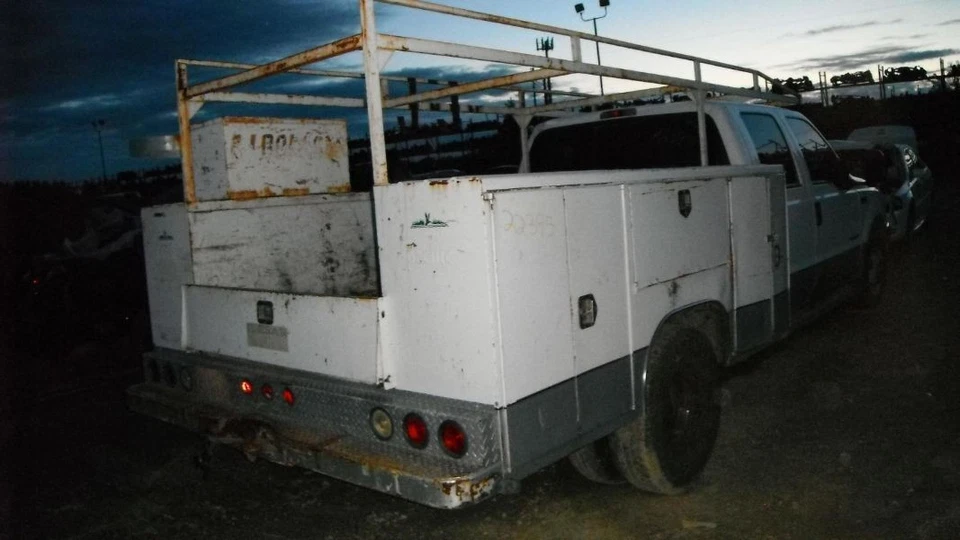 Radiator 10-415 Fits 00-05 EXCURSION 1596779 Foto 3 de 4