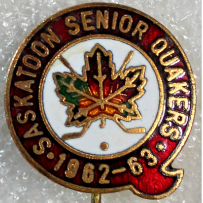 EISHOCKEY ICE HOCKEY Badge Anstecknadel CANADA  SASKATOON SENIOR QUAKERS 1962/63