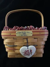 Longaberger 1996 Light The Fire Within Bee Basket Large Berry Signed