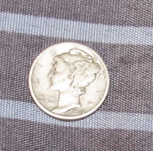 Fine Silver 1938 p Philadelphia Mint 10 Cent Mercury Winged Dime