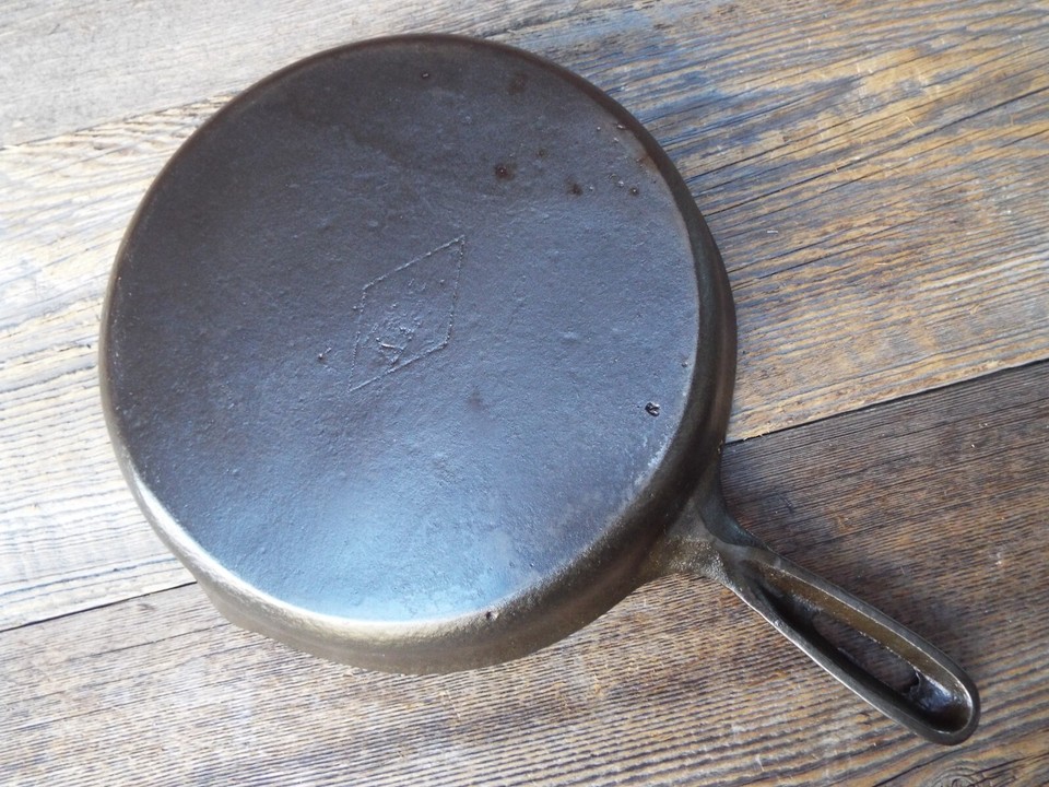 Krone Kast Cast Iron 10