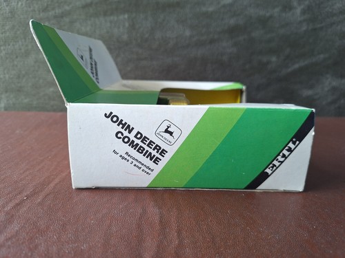ERTL #537 - John Deere Combine with Corn & Grain Heads - 1/80 Scale - BNIB - Picture 4 of 5