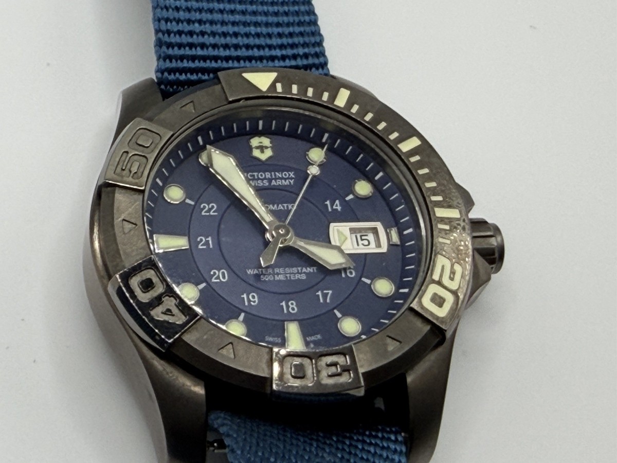 ⚠️nawasuko⚠️ Victorinox Swiss Army Dive Master 500 Automatic Watch 241425