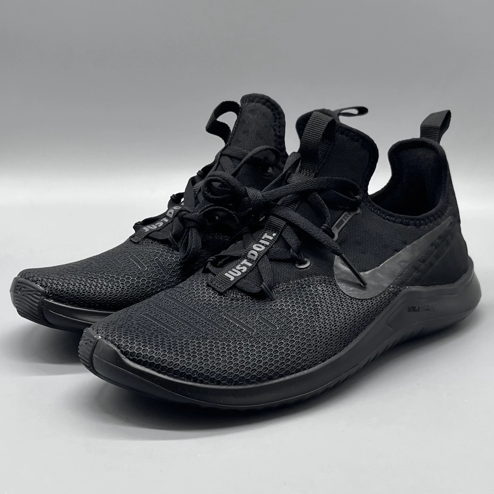 NEW Nike Women's Free TR8 Training Sneakers Sizes Triple Black JUST DO IT