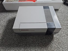 NES Action Set Nintendo Entertainment System Console CIB Complete In Box Mario 