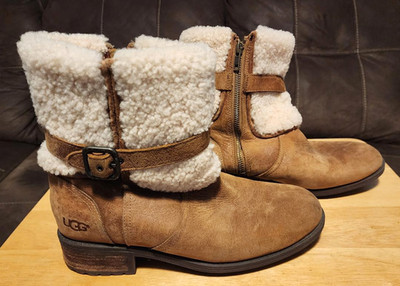 UGG Boots Women's 9.5 Blayre II Brown Leather Shearling Cuff Buckle Side