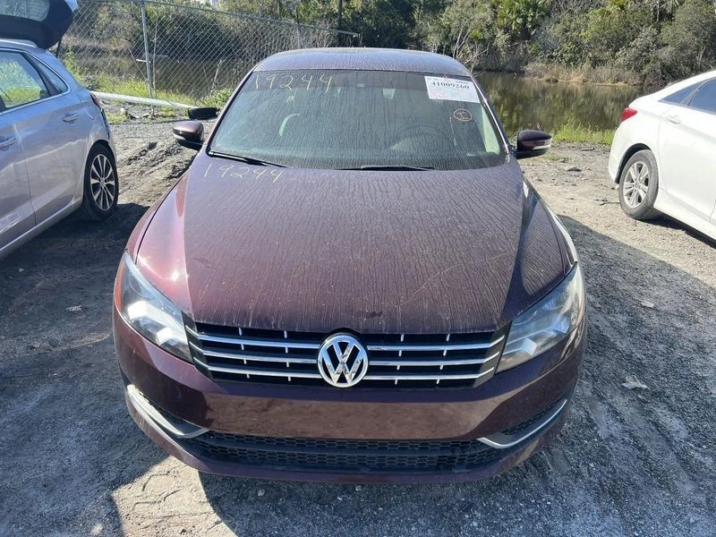 Volkswagen Jetta 2011-2018 sedán delantero derecho pasajero husillo conjunto nudillo Foto 4 de 4