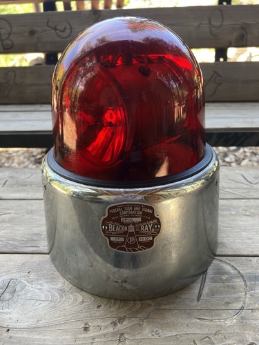Vintage Retro Red Beacon Ray Model 17 Works Needs Plug