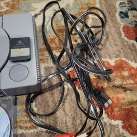 Sony PlayStation 1 PS1 Console Bundle Lot 1 Controller, 7 Games, Memory Card