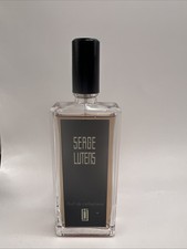 A La Nuit Serge Lutens parfum - un parfum unisex 2000